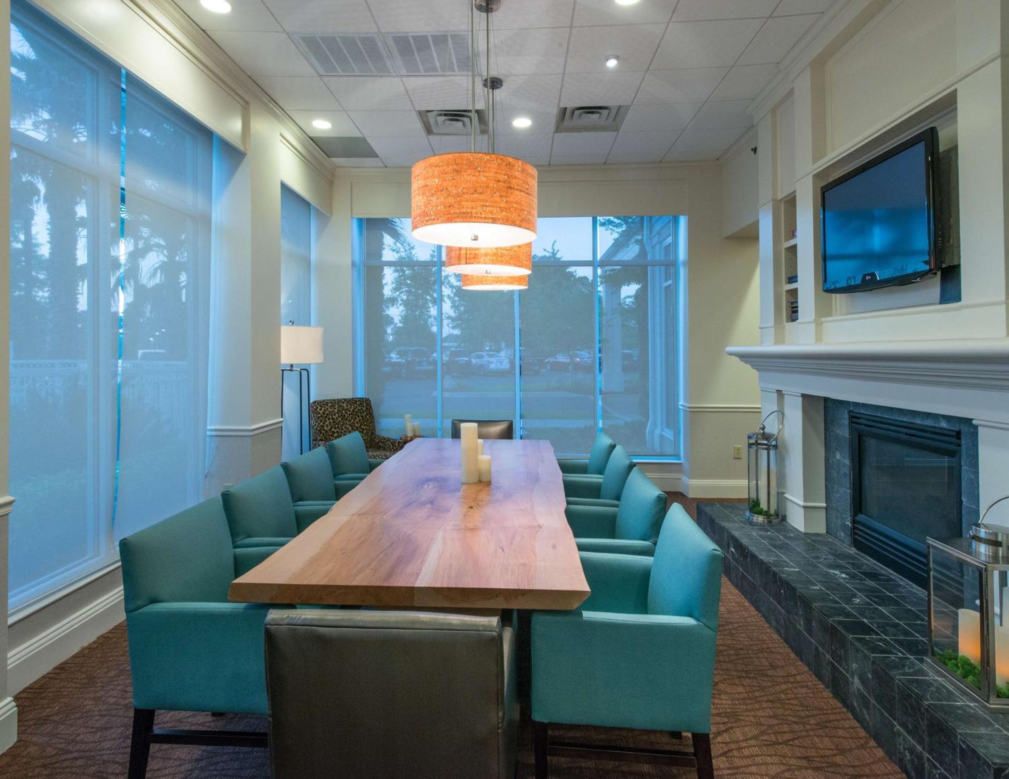 Hilton Garden Inn Tallahassee Central Exterior photo
